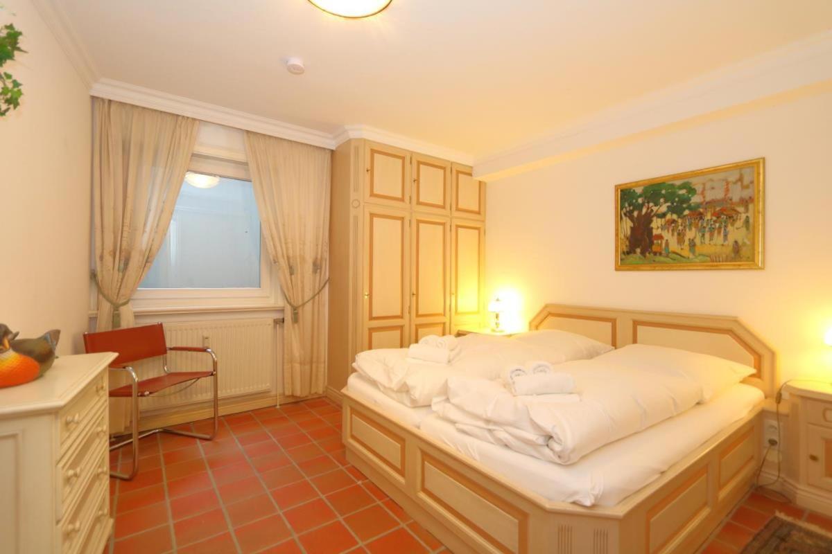 Mecking Apartment *
